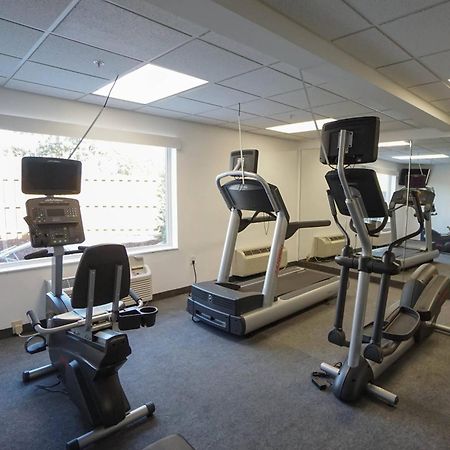 Springhill Suites By Marriott Savannah Midtown Exterior photo