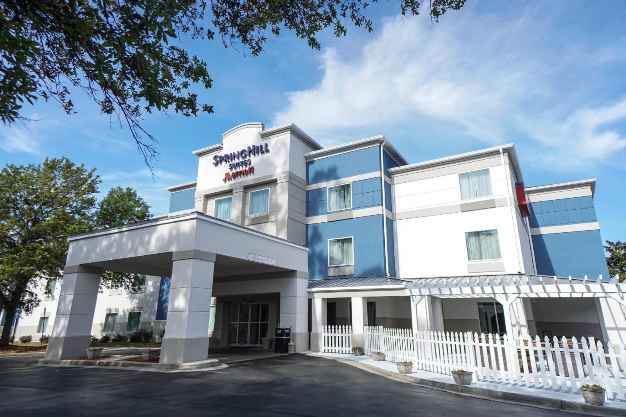 Springhill Suites By Marriott Savannah Midtown Exterior photo